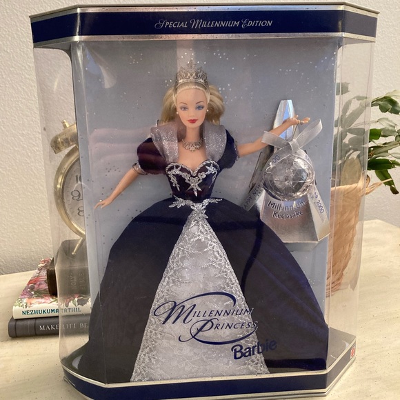 Vintage Millennium Barbie 1999 New in Box! - Picture 1 of 6